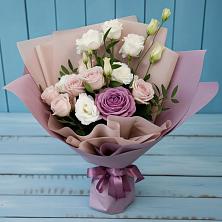 Букет цветов из:  Розы и Лизиантусы в Новоникольское