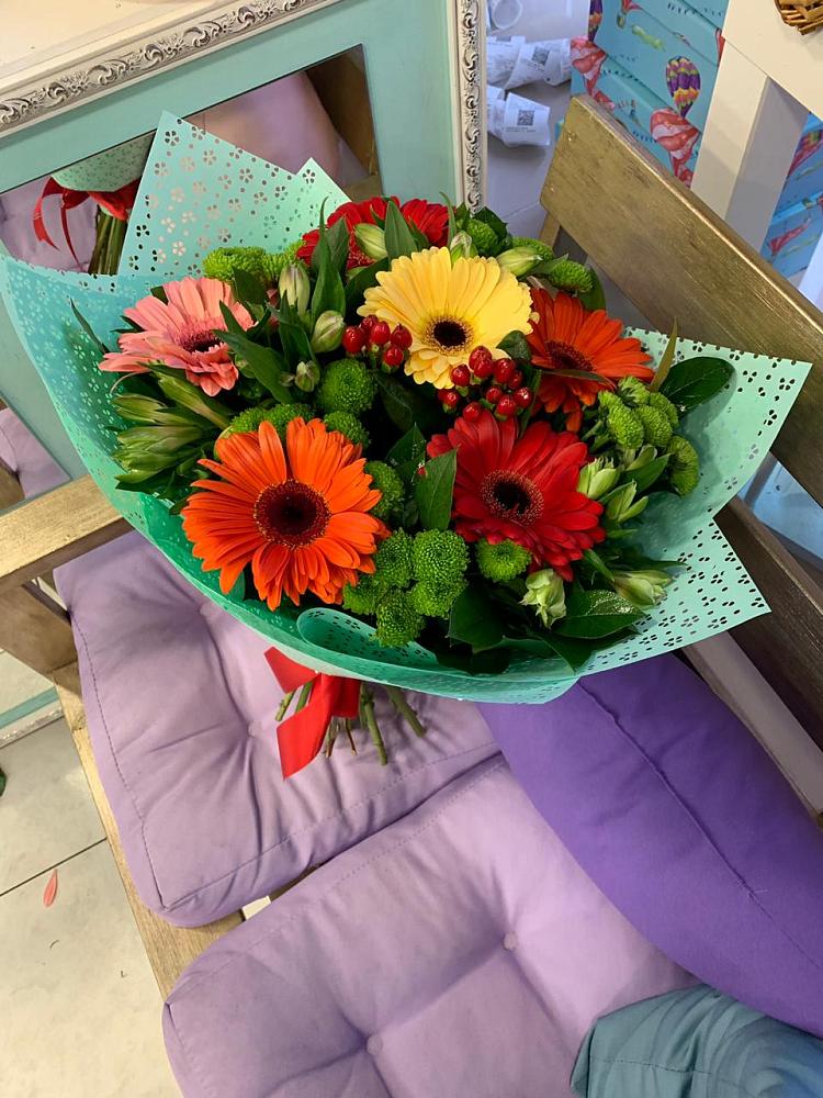 Букет цветов из: Герберы, Хризантемы и Альстромерии в Новоникольское