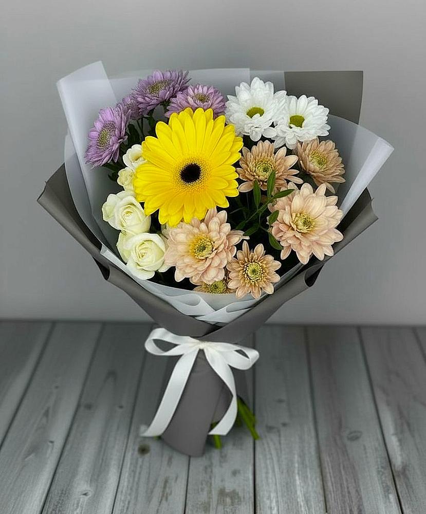 Букет цветов из: Розы, Герберы и Хризантемы в Новоникольское