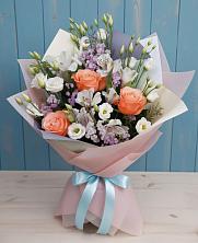 Букет цветов из:  Лизиантусы, Розы, Альстромерии и Гипсофила в Новоникольское