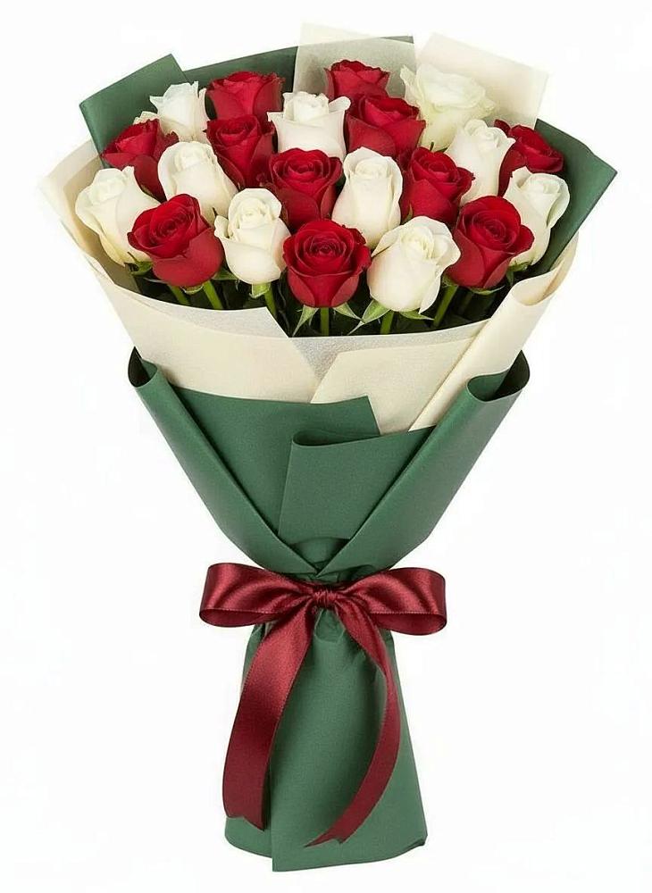 Букет Микс из красных и белых роз в Новоникольское