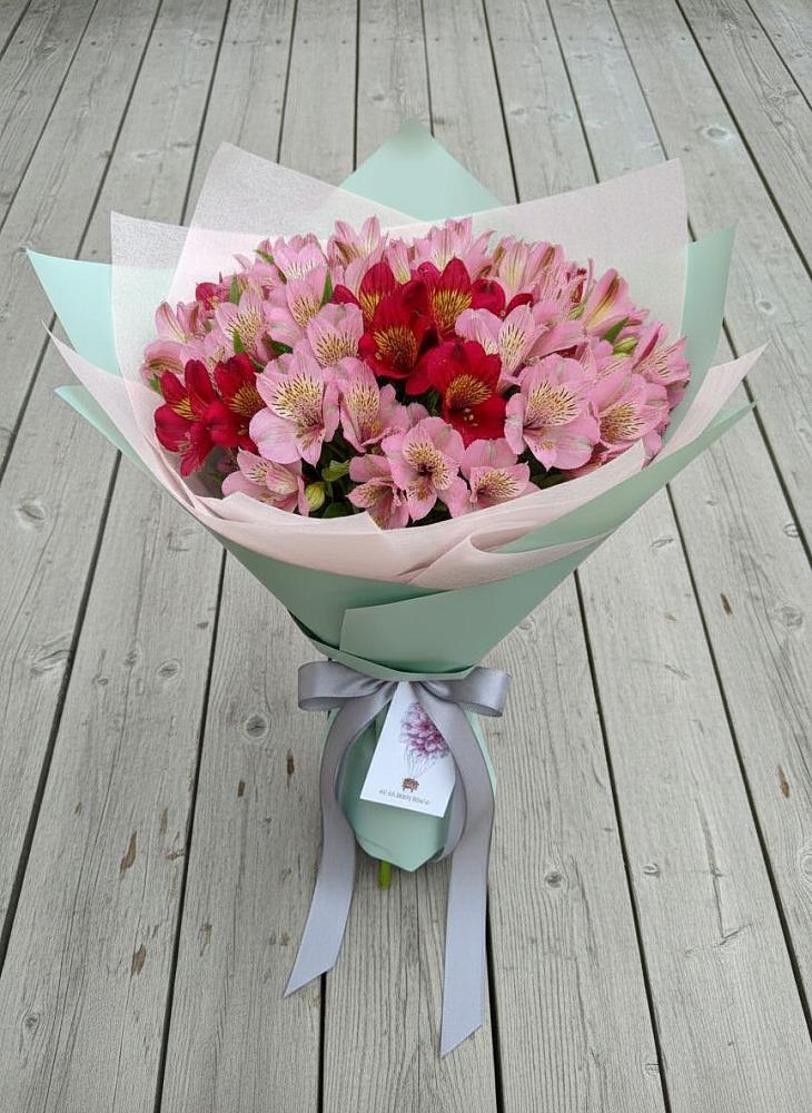 Букет цветов из: Альстромерии в Новоникольское