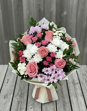 Букет цветов из:  Альстромерии, Гвоздики, Розы и Хризантемы в Новоникольское