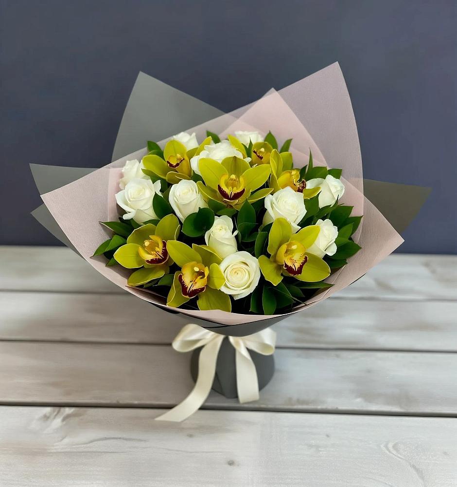 Букет цветов из: Орхидеи и Розы в Новоникольское