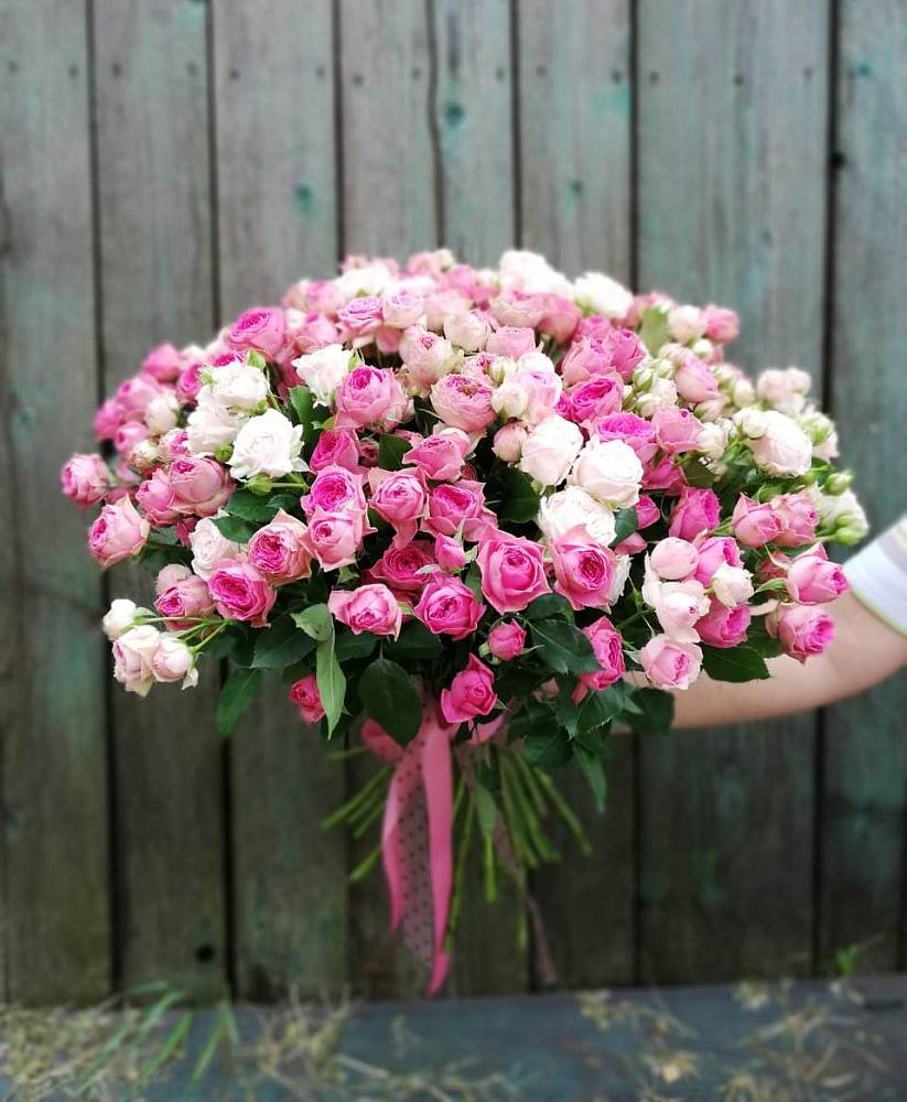 Букет Розовые кустовые розы Натали и Лав Лидия в Новоникольское