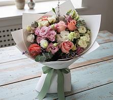 Букет цветов из:  Розы, Лизиантусы и Гвоздики #REPLACE_PRED# Новоникольское