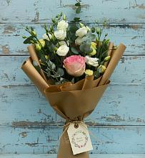 Букет цветов из:  Розы и Лизиантусы в Новоникольское